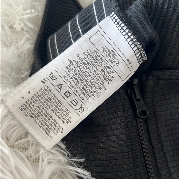 Adidas Black Ribbed Tank Top - Picture 5 of 6